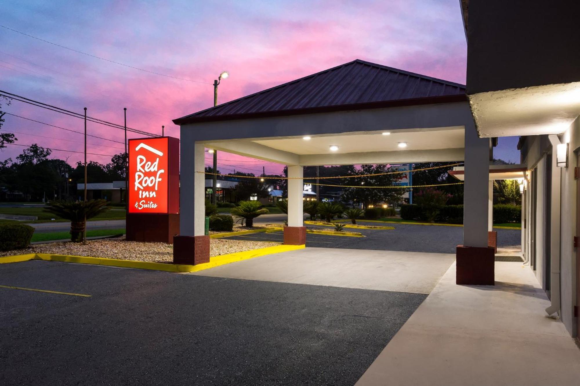 Red Roof Inn & Suites Statesboro - University Ngoại thất bức ảnh