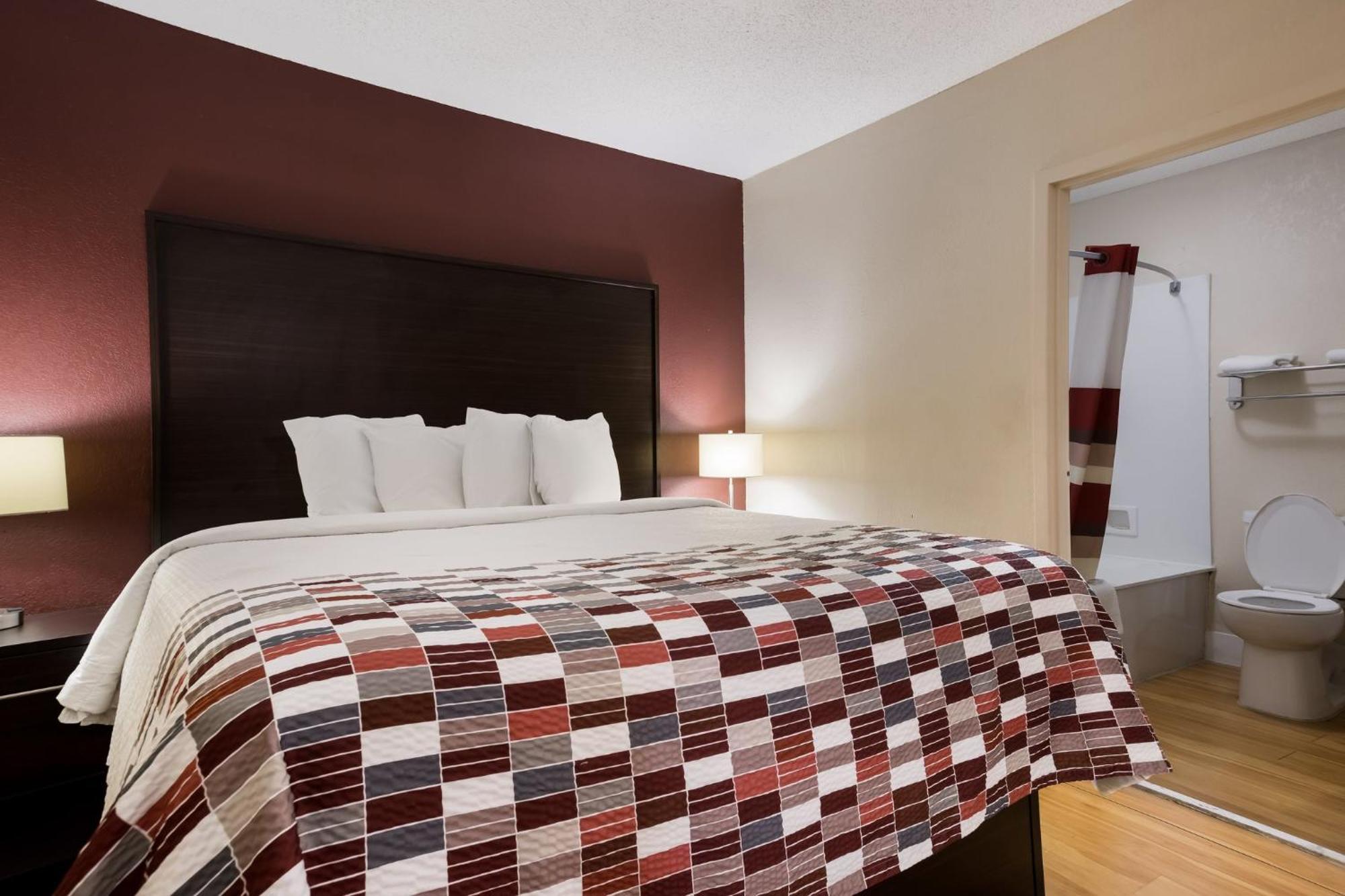 Red Roof Inn & Suites Statesboro - University Ngoại thất bức ảnh
